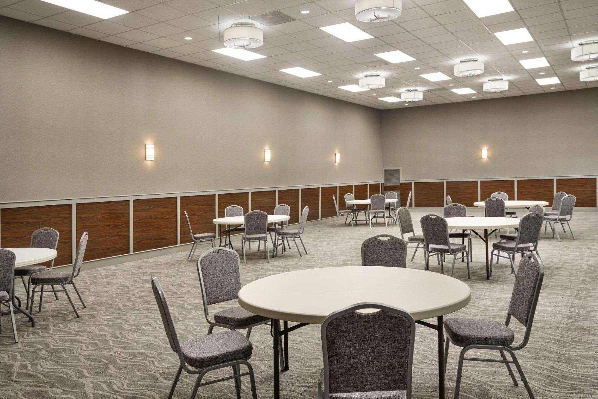 Radisson Hotel West Memphis Dış mekan fotoğraf